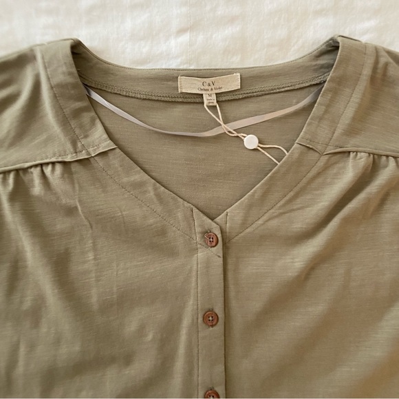 Chelsea & Violet Green Oversized Boho Bell Sleeved Top - Picture 6 of 13